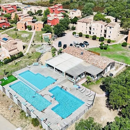 Avec Piscines 2km - St-cyprien - Daire Lecci