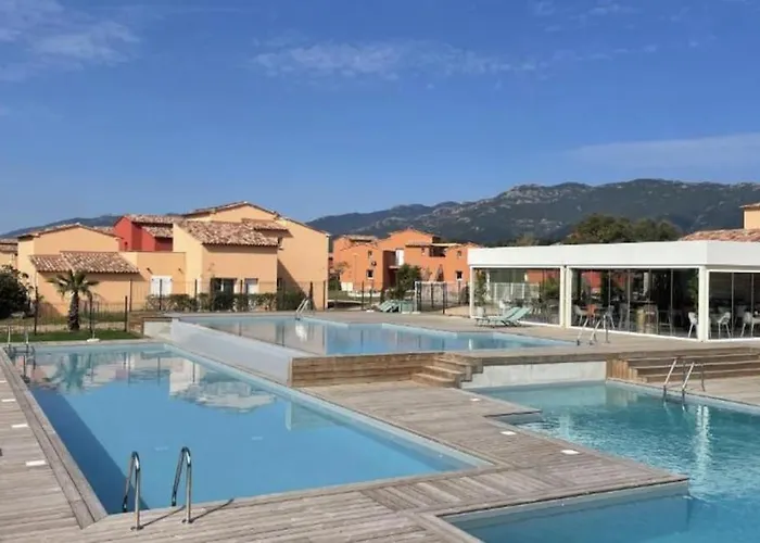 Lejlighed Avec Piscines 2km - St-cyprien - *